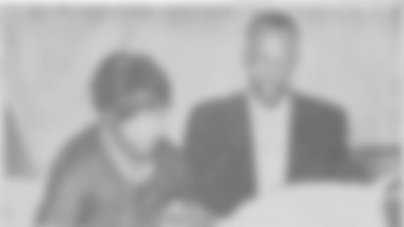 1201114-BobMoore-NewspaperClip.jpg