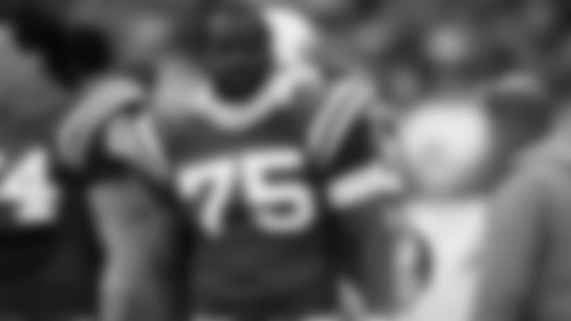 chris-hinton-colts-ap_622.jpg