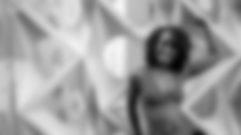 PHOTOS: Cheerleader of the Week: ALLIYAH (Fitness)