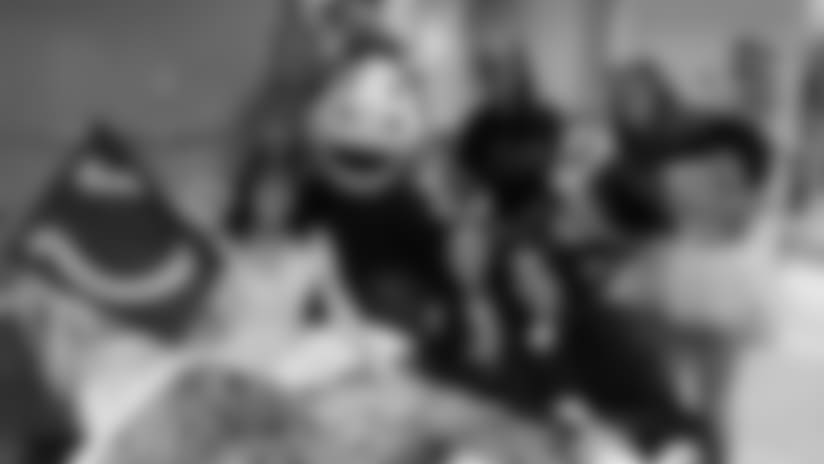 2018_1031_HalloweenRileyVisit_0197