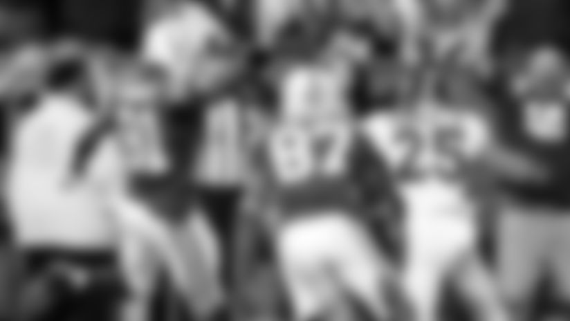 heyward-bey-darrius-03.jpg