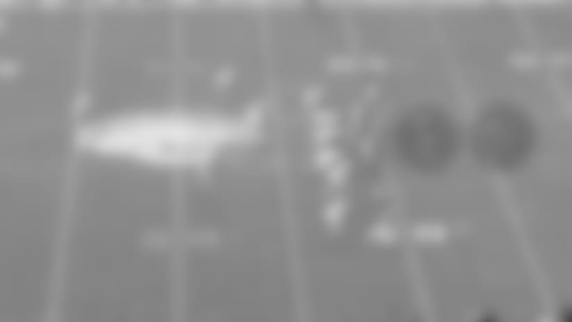 615_eagle_eye_Pederson_offense3_020516.jpg