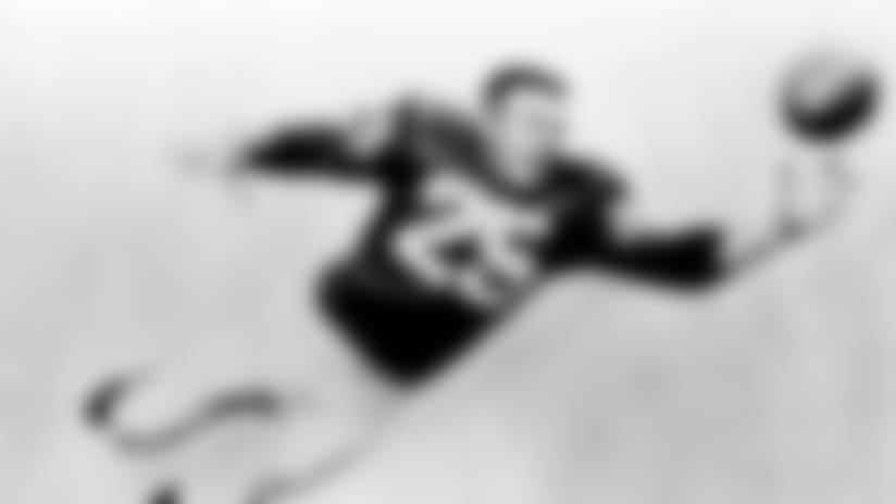 Wide receiver Tommy McDonald was picked by the Eagles in the third round of the 1957 draft