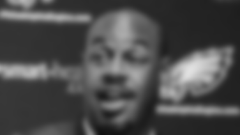 240_donovan_mcnabb_072913.jpg