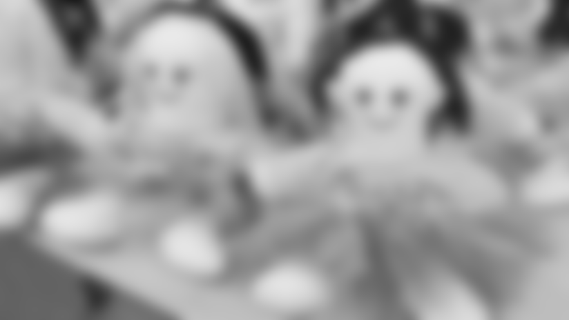 141119_PinkParty1_EA_CP.jpg