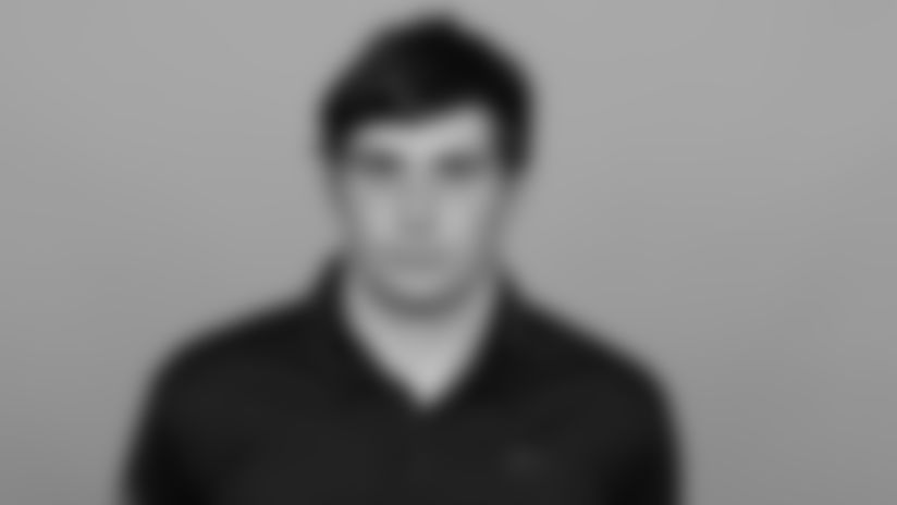 Headshot image of Atlanta Falcons Offensive Assistant Danny Breyer