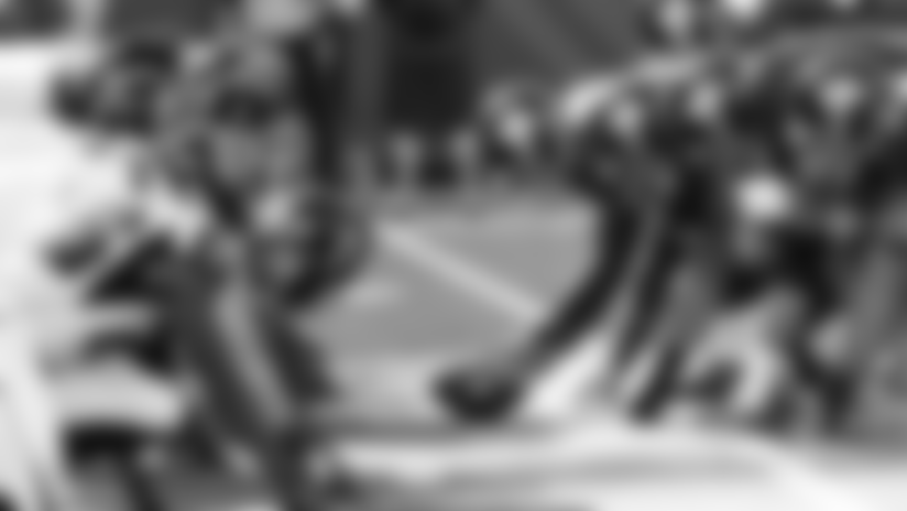 giants-falcons-line-91715.jpg