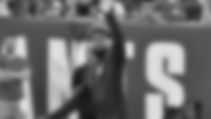 beckham-warmup-4-82915.jpg