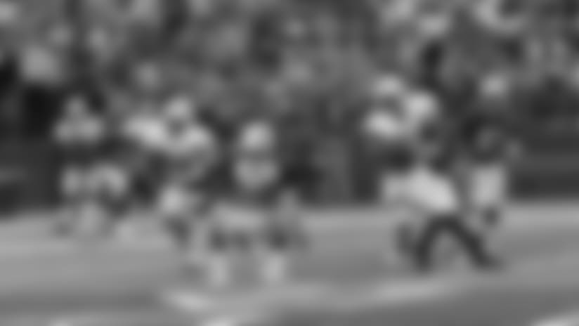 Highlight: Teddy Bridgwater to RB Trenton Cannon for Big Gain