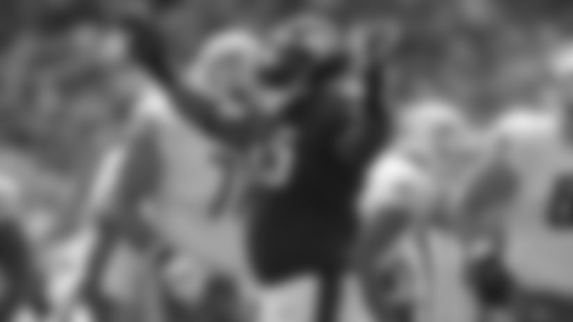AP19265665362789-curry-thumb