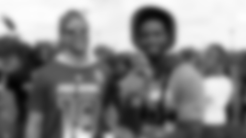 Slay talks with NFC rival Pro Bowlers
