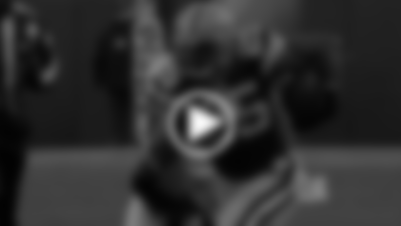 120203-signature-snaps-running-420-play.jpg