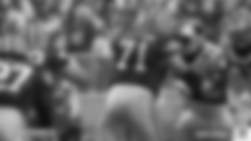 150826-EA-sitton-300.jpg