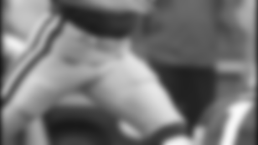 050925longwell_a.jpg