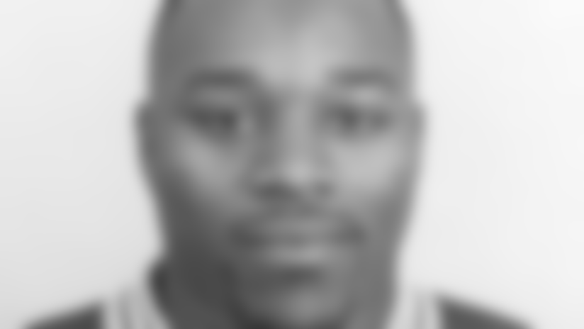 clavelle_shannon215.jpg