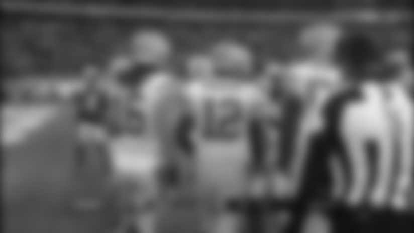 Packers QB Rodgers shows wheels on 23-yard gain