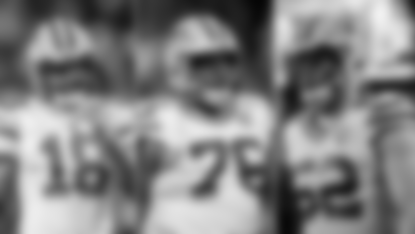 Packers players Cobb, Daniels, Matthews to sign autographs for donations to Salvation Army Monday