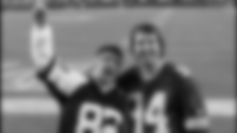 091127fanmemories200_3.jpg