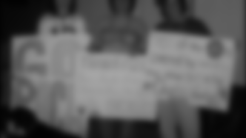091204fanmemories200_5.jpg