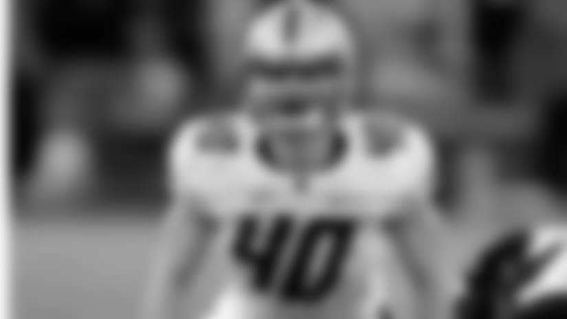 120426_kuechly_inside.jpg