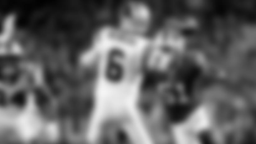 180809_heinicke_throw