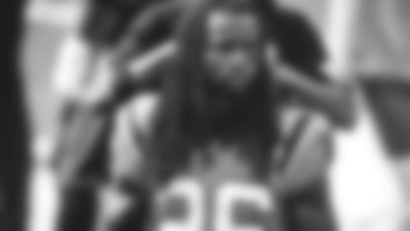 Donte Jackson turns to acupuncture to help turf toe