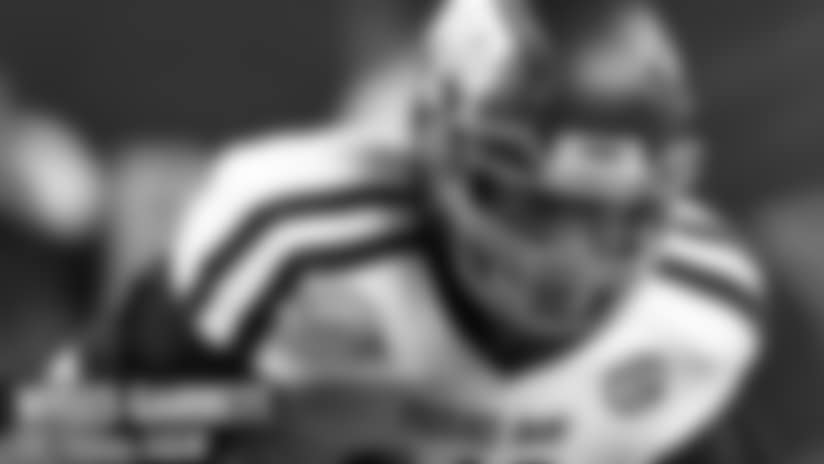 myles_garrett_de_texasamm_graphic.jpg