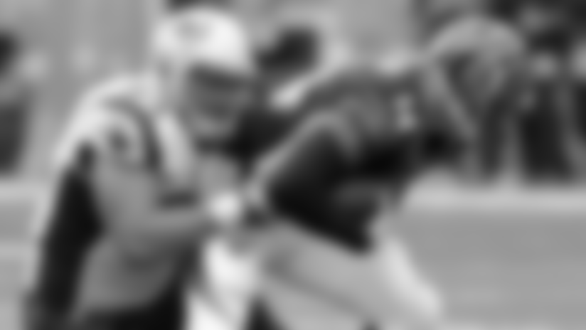 500x305-20131006-chris-jones-sack.jpg