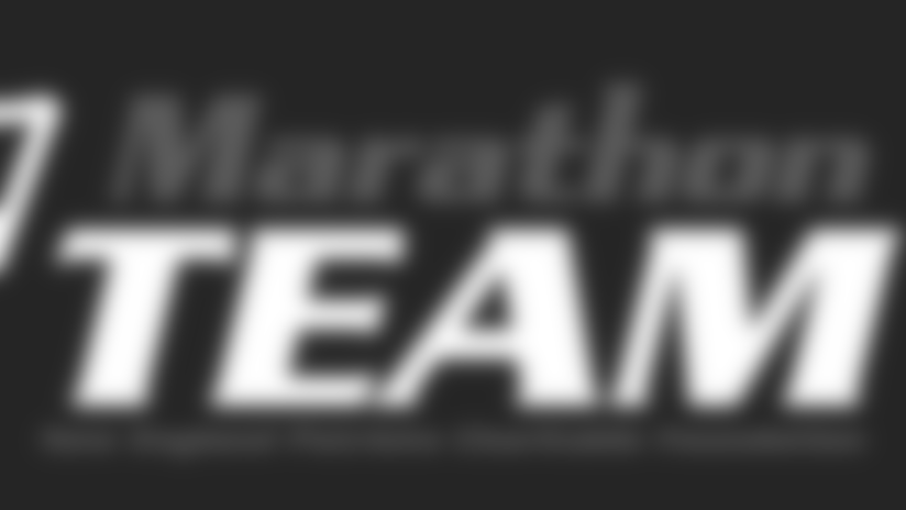 2014_pats_marathon_team.jpg