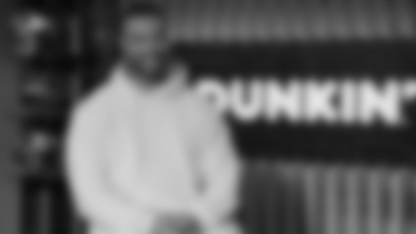 20210318 INT VAN NOY.00_00_56_14.Still012