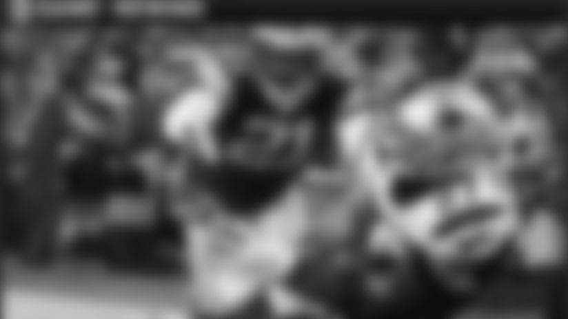 380-20141201-rewind-gronk.jpg