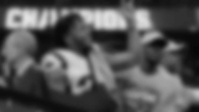 20210318 FREE AGENTS YOUTUBE bob.00_05_57_26.Still009