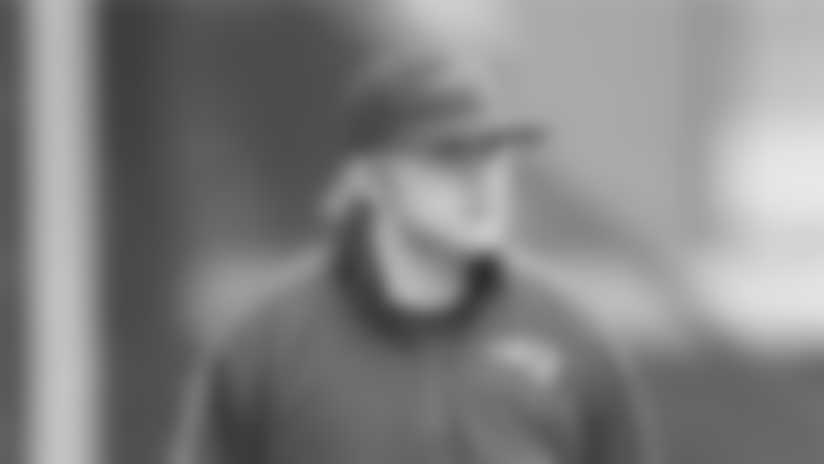 220x220-20120729-steve-belechick.jpg