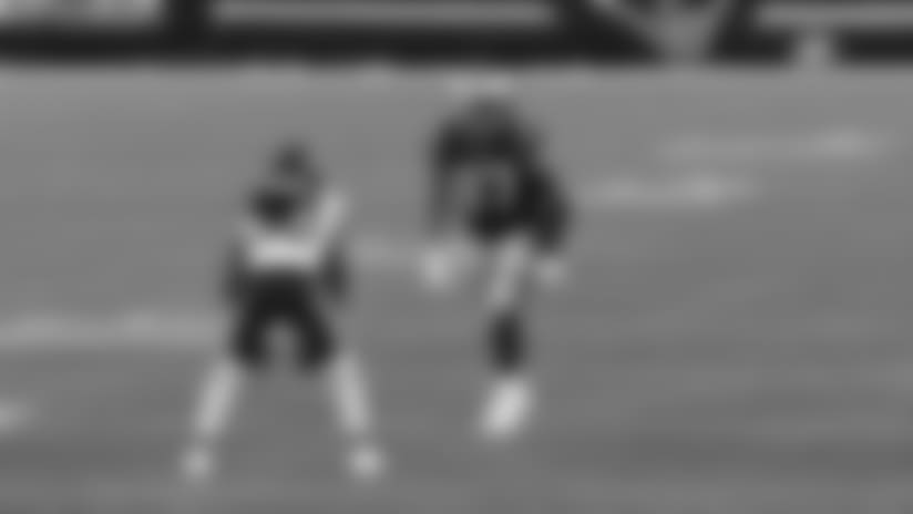 Brady lofts crucial 39-yard pass to Gronk