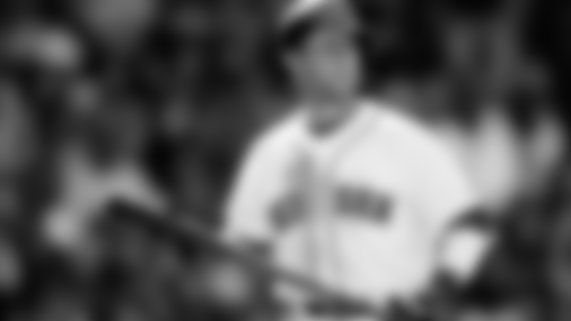 710x380-20140827-pedroia.jpg