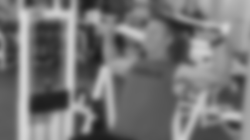 20140919_andyactivation_shoulderpress.jpg