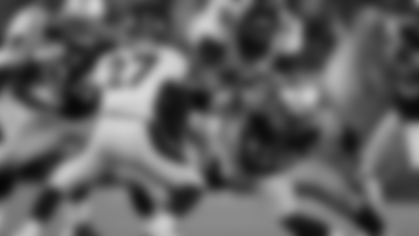 tempDSP26926--nfl_mezz_1280_1024.jpg
