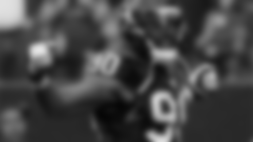 330-mario-williams-texans.jpg