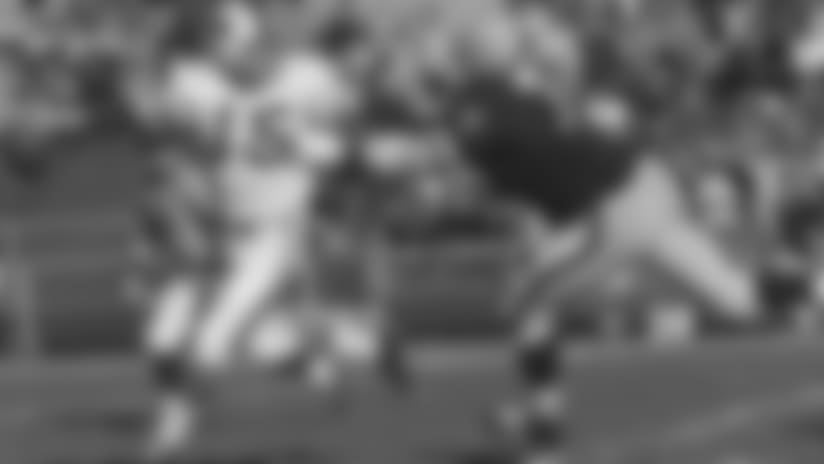 122413-raiders-bills67.jpg