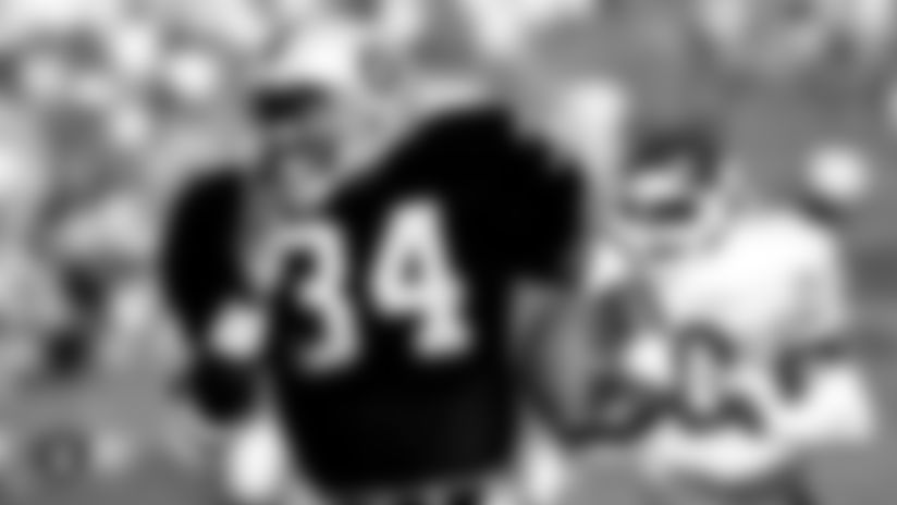 As the Raiders prepare to host the Kansas City Chiefs at Allegiant Stadium, view past matchups of the Silver and Black hosting their division rival.