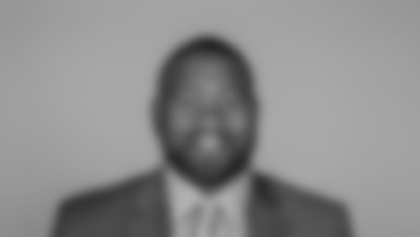 Headshot of Jacques McClendon of the Los Angeles Rams, Friday, May 13, 2017, in Thousand Oaks, CA. (Jeff Lewis/Rams)
