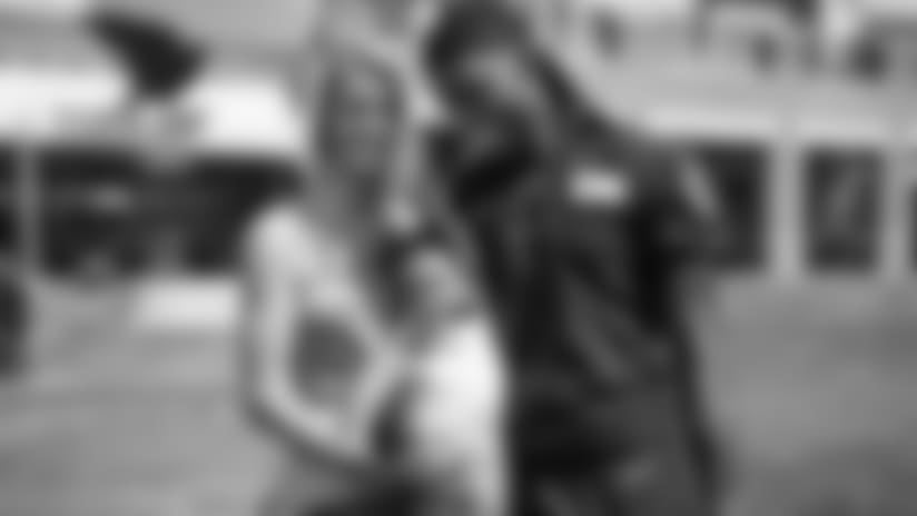 The Caw: Robert Griffin III’s Family Is Totally Adorbs