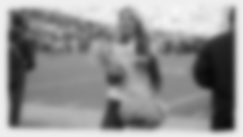 PHOTOS: Cheerleaders, Week 12 vs. Lions