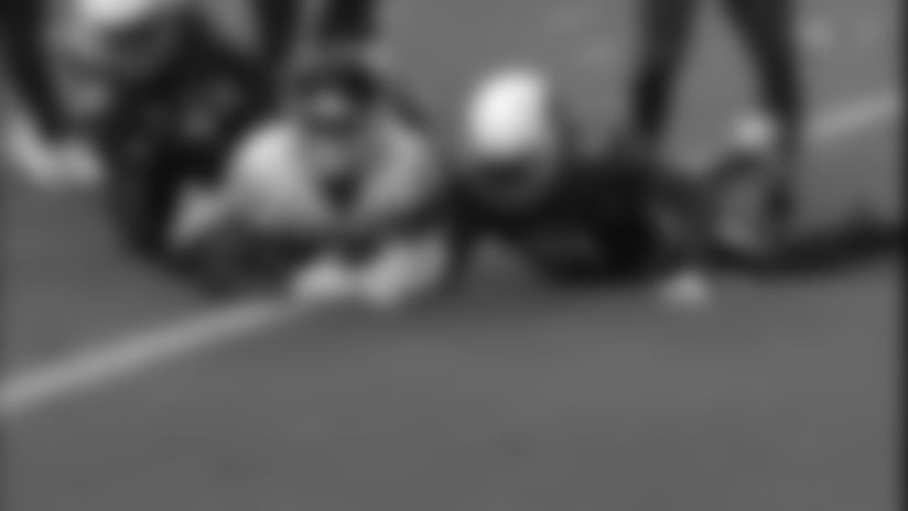 Washington Football Team running back Antonio Gibson looks like bowling ball on first career TD.