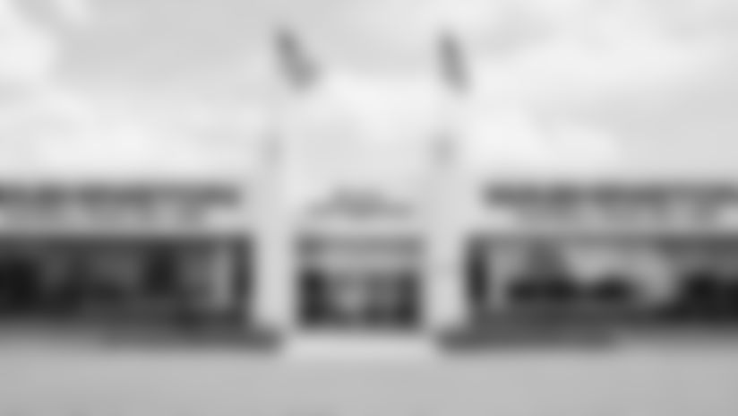 Washington Football Team To Rename Streets At FedExField And Inova Sports Performance Center After Sean Taylor And Joe Gibbs  