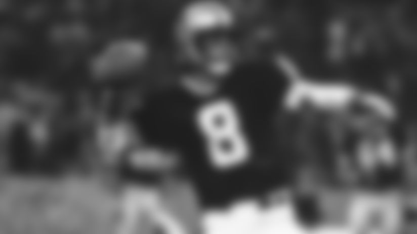 101716_manning_cowboys_2_article.jpg