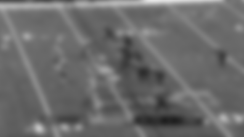 Brees hits Thomas for HUGE catch and run on free play