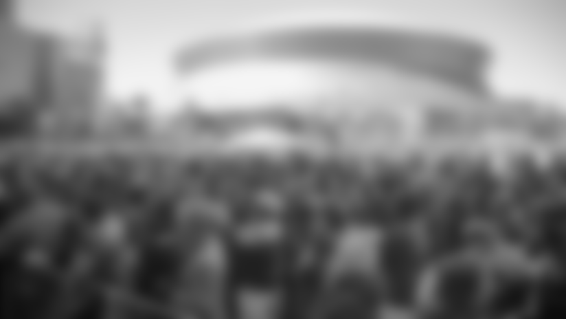 NFC Championship Saints vs. Rams: Champions Square