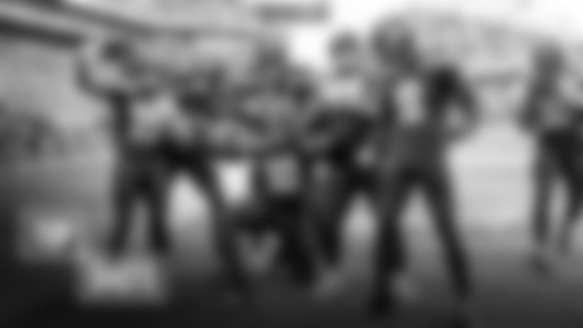 Take a look back at some of the best photos of Seahawks linebacker Uchenna Nwosu from the 2022 season.