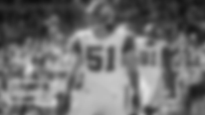 Thursday Round-Up: Former Seahawks Lofa Tatupu, Dan Saleaumua Finalists For Polynesian Football Hall of Fame